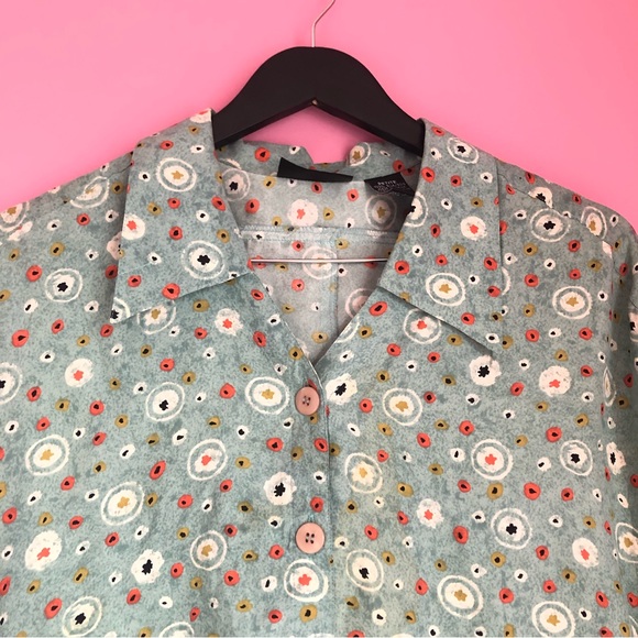 🔹2/$30🔹 Turquoise Patterned Button Up Tee - Picture 3 of 7